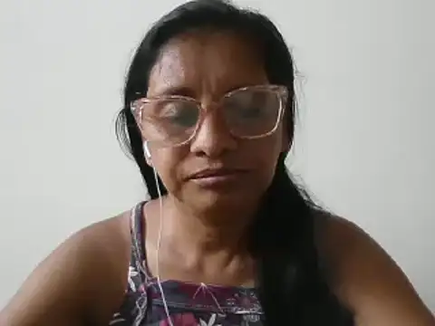 titssmall123 online show from January 11, 5:40 pm