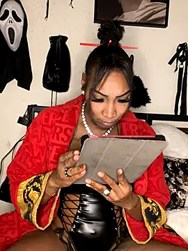 Snapshot of CUMQUEEN-XXX69 chatting on December 1, 2:16 am CUMQUEEN-XXX69 online show from December 1, 2:16 am