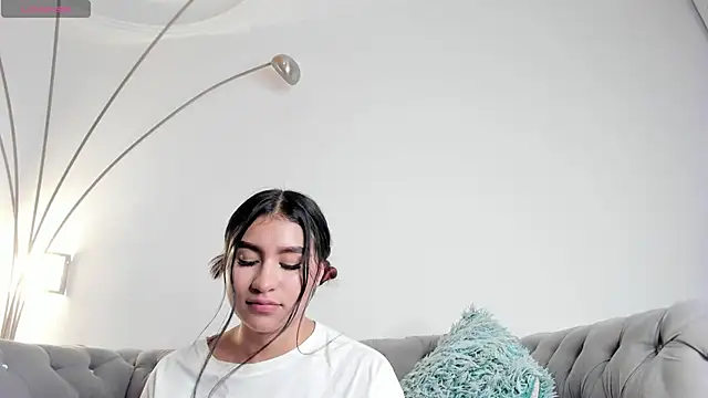 Zayda 1 online show from January 12, 1:21 am