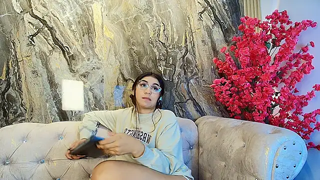 Zayda 1 online show from March 8, 1:28 am