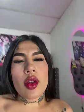 saragill323 online show from March 4, 6:07 pm