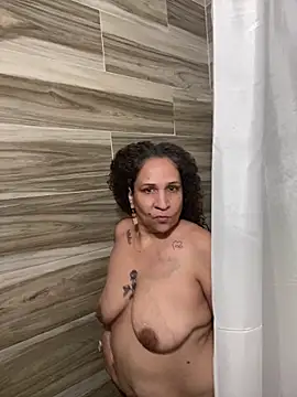 ladycreamypr2 online show from February 8, 10:24 pm