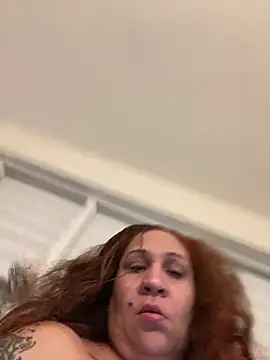 ladycreamypr2 online show from February 13, 11:34 pm