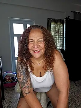 ladycreamypr2 online show from April 17, 3:04 pm