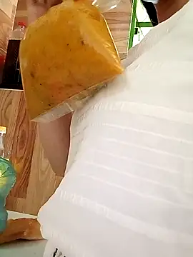 NgocQuyen2K online show from March 4, 5:32 am