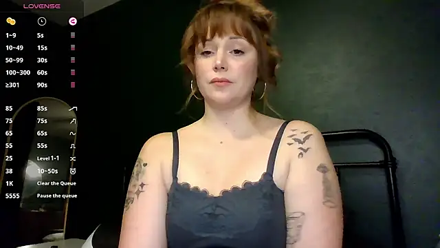 Snapshot of Blaze_Baby chatting on February 14, 4:58 am Blaze Baby online show from February 14, 4:58 am