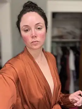 Snapshot of Blaze_Baby chatting on November 19, 3:12 pm Blaze Baby online show from November 19, 3:12 pm