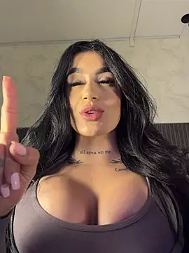 SOPHICARTERS online show from March 19, 4:05 am