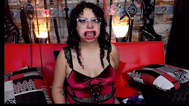 slave Rubi online show from February 8, 8:32 pm