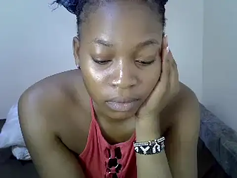 Snapshot of _Becky002 chatting on February 19, 12:11 pm Becky002 online show from February 19, 12:11 pm