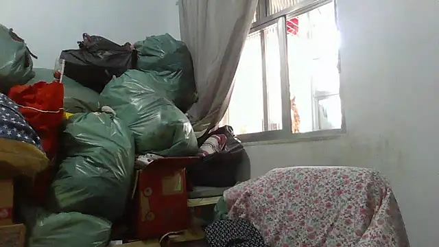 lizza monroe online show from December 9, 1:45 pm