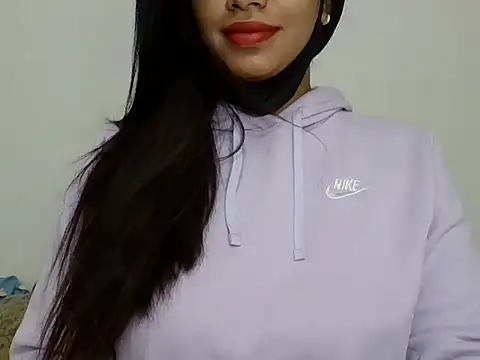 sparkling queen online show from December 12, 3:32 am