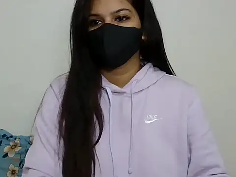 sparkling queen online show from December 12, 7:52 am