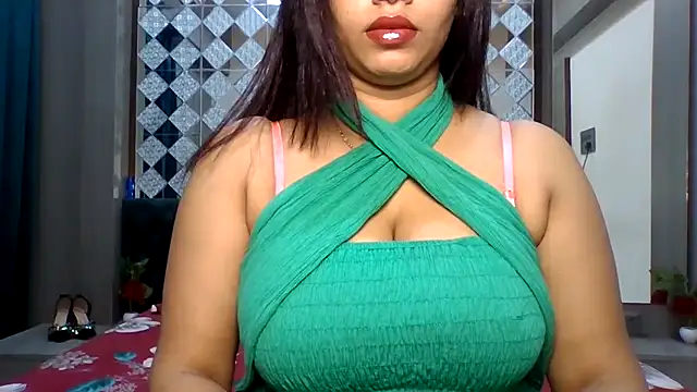 sparkling queen online show from April 17, 12:24 am