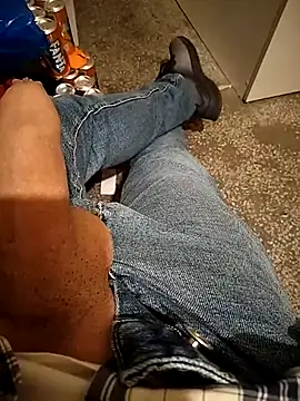 A man in public online show from December 15, 7:51 pm