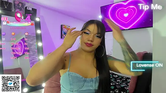 im ahsley online show from September 19, 11:38 pm