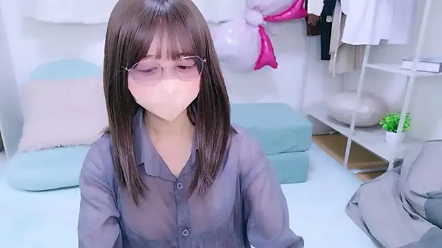 Snapshot of chihiro_ri chatting on June 29, 5:24 pm chihiro ri online show from June 29, 5:24 pm