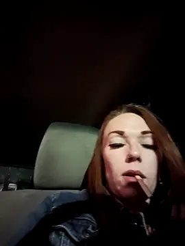 Genevieve143 online show from November 1, 4:25 am