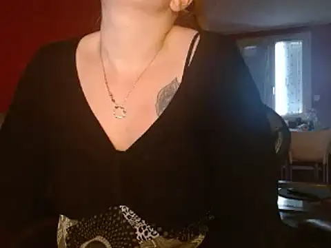 Snapshot of cruellaculdenfer67 chatting on December 17, 1:16 pm cruellaculdenfer67 online show from December 17, 1:16 pm