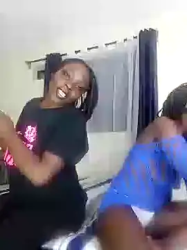 Snapshot of island_girls22 chatting on December 20, 9:50 pm island girls22 online show from December 20, 9:50 pm