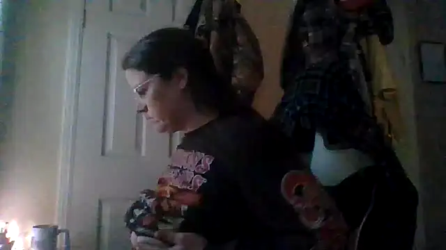 Snapshot of velvetta_ chatting on December 25, 9:33 pm velvetta online show from December 25, 9:33 pm