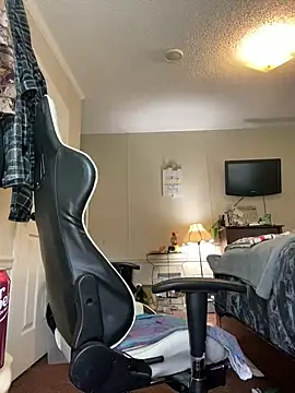 Snapshot of velvetta_ chatting on March 16, 6:12 pm velvetta online show from March 16, 6:12 pm