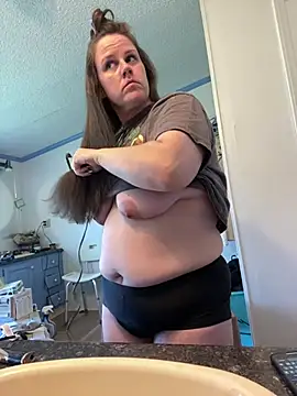 Snapshot of velvetta_ chatting on March 21, 8:29 pm velvetta online show from March 21, 8:29 pm