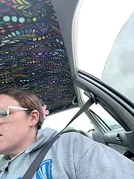 Snapshot of velvetta_ chatting on September 17, 7:26 pm velvetta online show from September 17, 7:26 pm