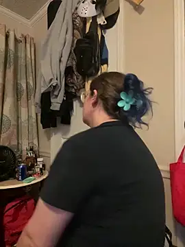 Snapshot of velvetta_ chatting on September 19, 12:56 am velvetta online show from September 19, 12:56 am