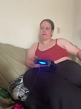 Snapshot of velvetta_ chatting on November 3, 3:46 pm velvetta online show from November 3, 3:46 pm