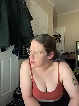 Snapshot of velvetta_ chatting on November 28, 5:59 pm velvetta online show from November 28, 5:59 pm