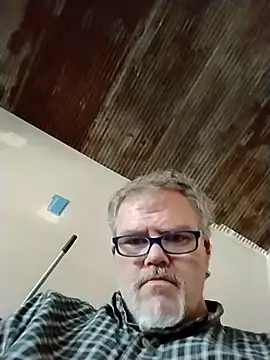 Snapshot of imagynthat12 chatting on February 27, 9:59 pm imagynthat12 online show from February 27, 9:59 pm