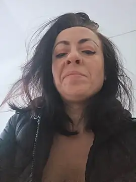 lovewildguy1 online show from January 14, 6:08 am