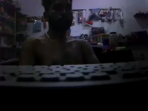 Snapshot of Heman100492 chatting on January 14, 2:32 pm Heman100492 online show from January 14, 2:32 pm