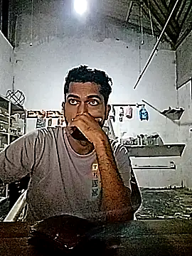 Snapshot of Heman100492 chatting on October 15, 5:35 pm Heman100492 online show from October 15, 5:35 pm