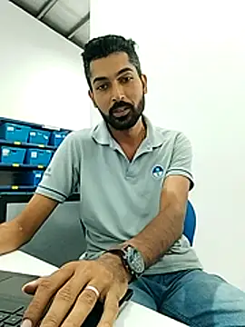 Snapshot of Heman100492 chatting on October 16, 9:43 am Heman100492 online show from October 16, 9:43 am