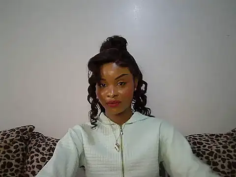 Toxique  online show from April 18, 1:15 pm