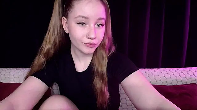 SindiWatsoon online show from December 25, 6:30 pm