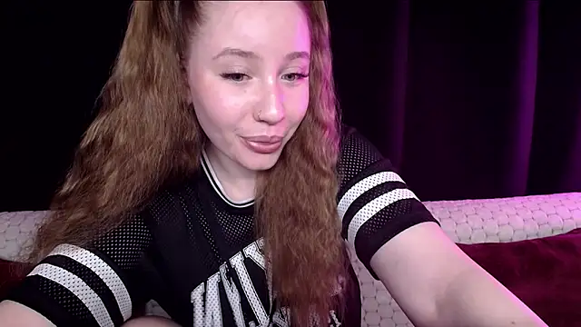 SindiWatsoon online show from March 6, 5:22 pm