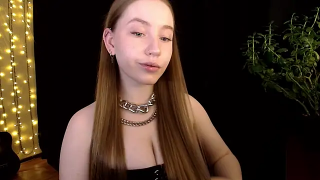 SindiWatsoon online show from September 17, 1:35 pm