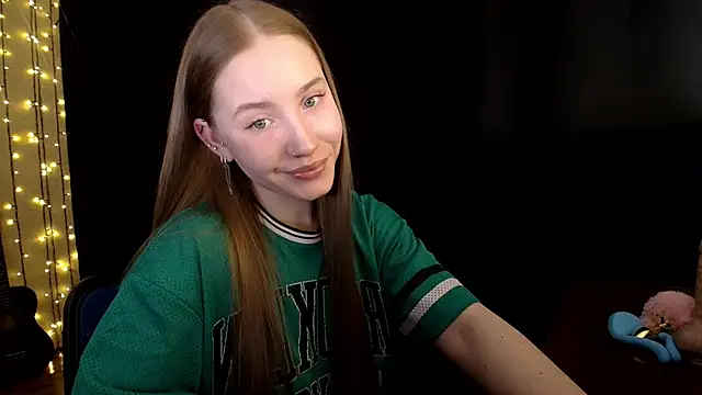 SindiWatsoon online show from February 4, 2:56 pm