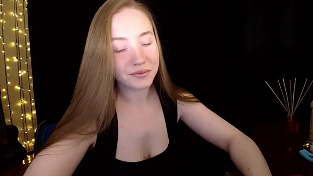 SindiWatsoon online show from April 17, 4:54 pm