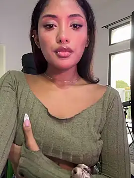 VictoireFeller online show from February 3, 11:21 pm