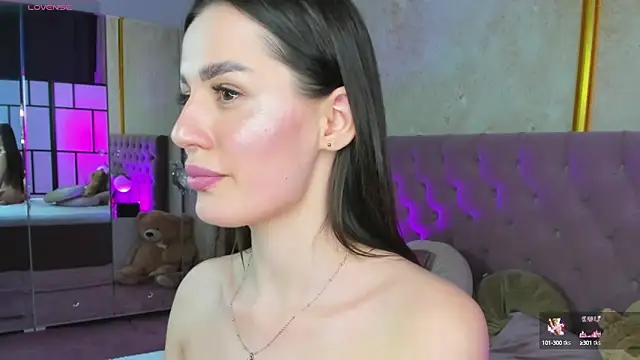 Jelisse Jones online show from February 6, 6:46 pm