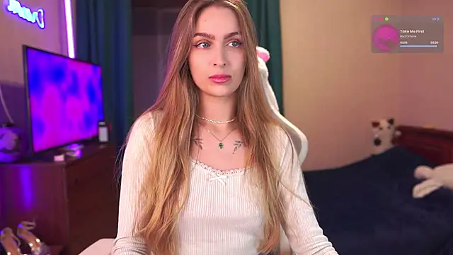 Kamila icee online show from November 21, 8:18 pm