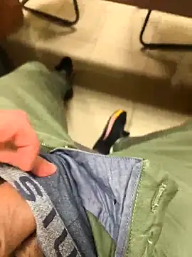 onbifeet online show from February 18, 4:25 pm