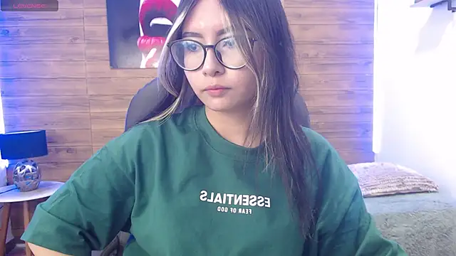 Ashlyeegray online show from January 9, 4:30 am