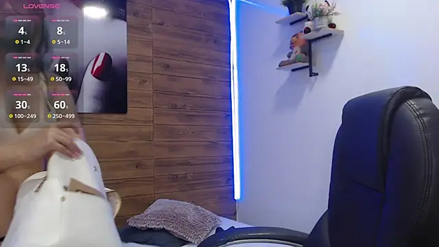 Ashlyeegray online show from February 27, 10:26 am