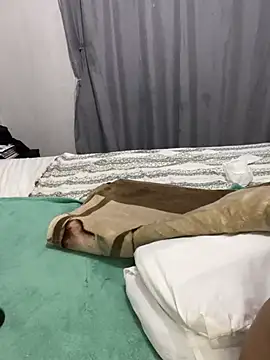 MimiCurves online show from January 11, 1:37 am