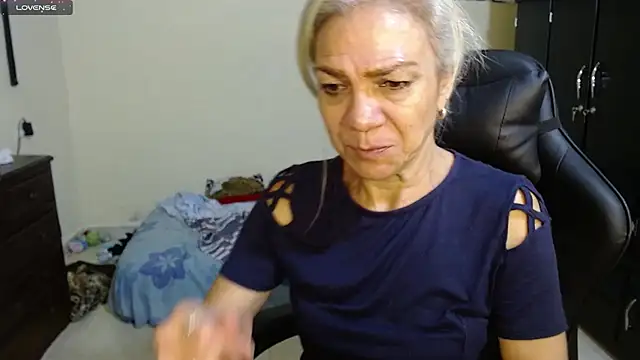 Giorgia xue53 online show from February 9, 8:00 am